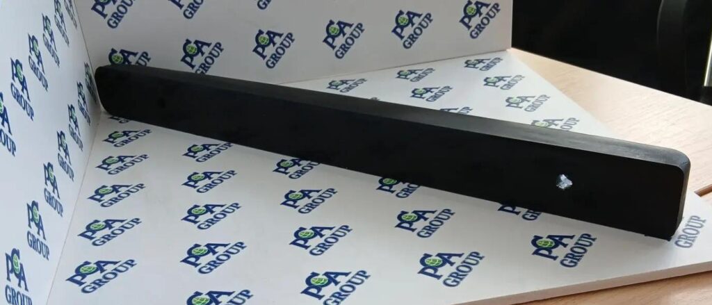 247-1080 2471080 Бампер CAT, артикул: 247-1080, бренд: . PCAGROUP продажа запчастей на импортную спецтехнику.